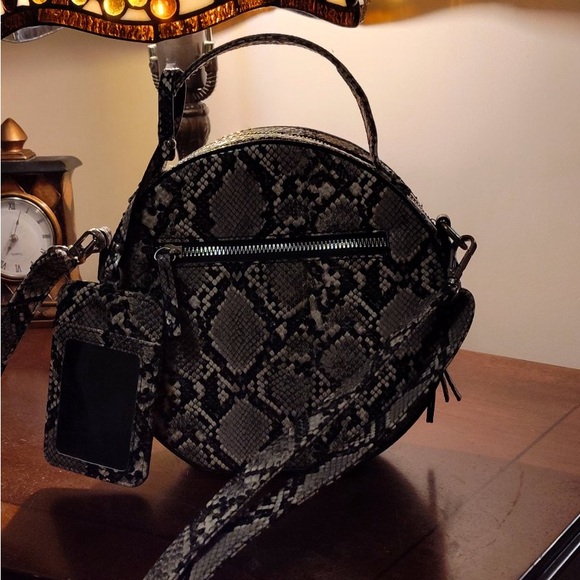 Mia and Luca Reptile Purse - Picture 2 of 5